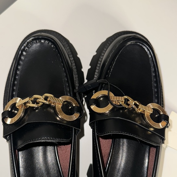 Zara Shoes Zaras Chain Trim Lug Sole Black Loafers 6 Nwt Poshmark
